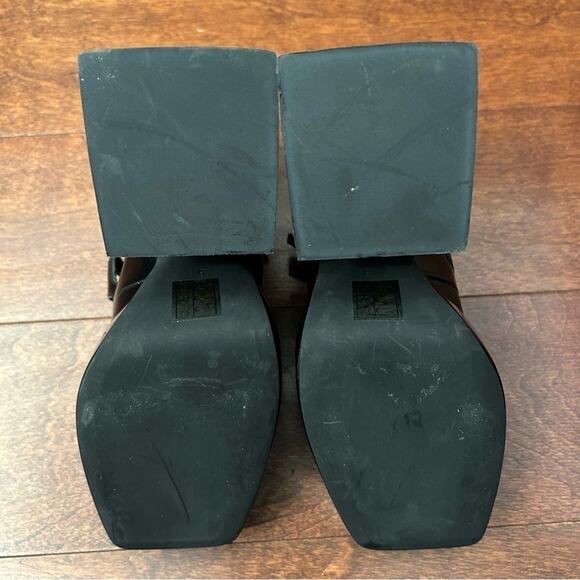 Jeffrey Campbell Corgi Platform Mary Janes,
Wednesday Addams Black Leather Size5 - Picture 13 of 15